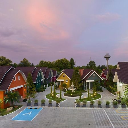 Picha Ville Resort Watthana Nakhon Bagian luar foto